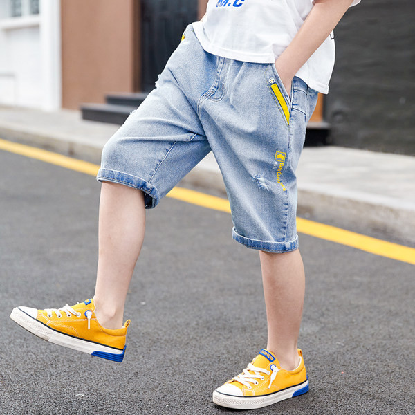 Детски 3/4 панталони с джобове в син цвят 