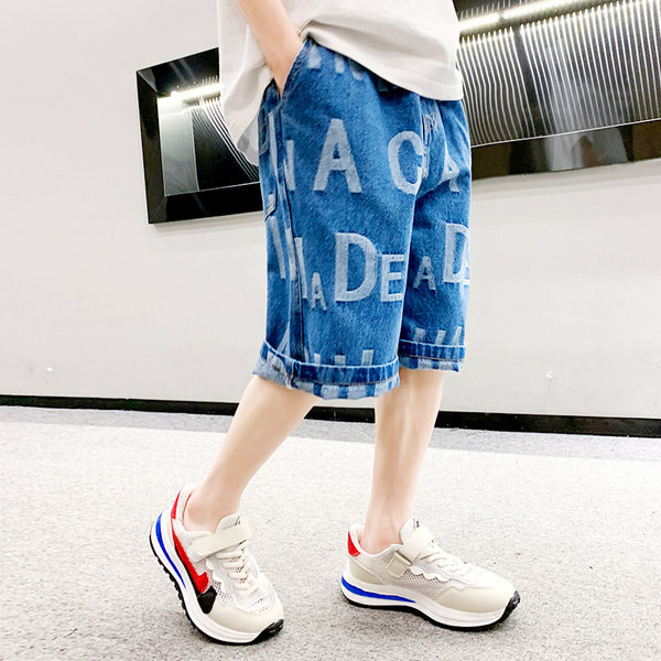 Модерни дънкови шорти за момчета с надписи - дънкови 