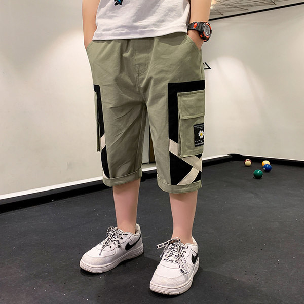 Модерни панталони за момче със странични джобове