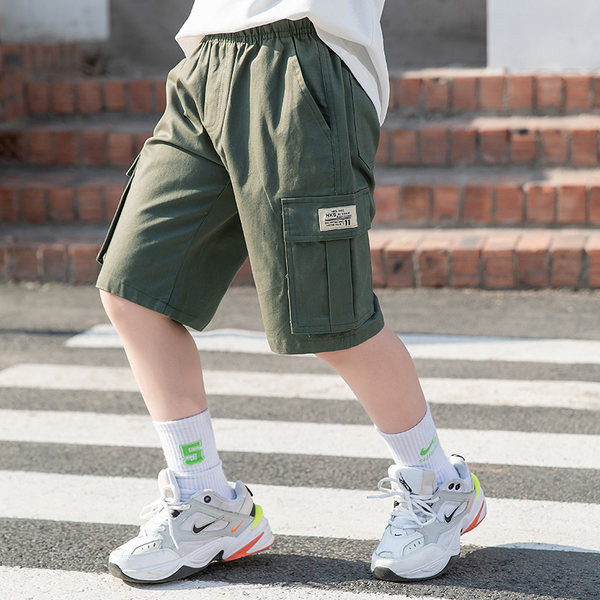 Детски панталони със странични джобове и 3/4 дължина за момчета