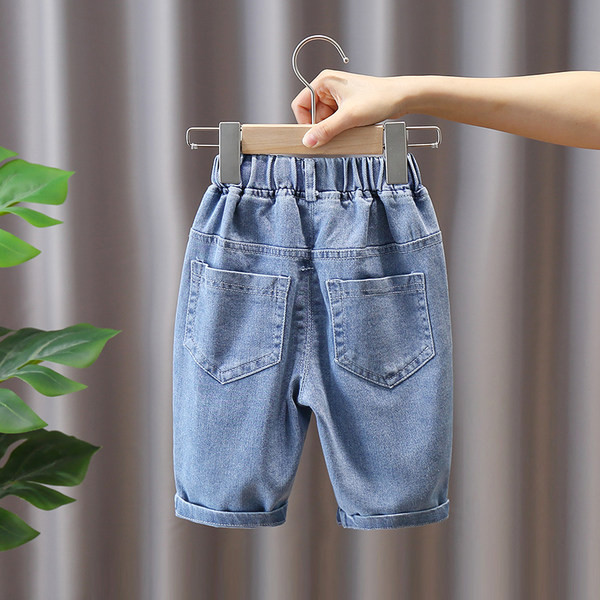 Детски дънки с ластична талия и апликация