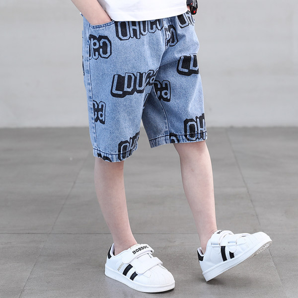 Модерни дънки за момче с 3/4 дължина и надписи