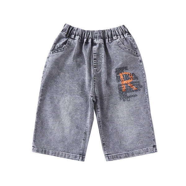 Детски 3/4 дънки с джобове и  апликация