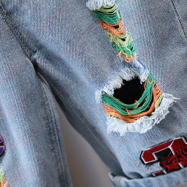 Детски дънки с ластична талия и бродерия-за момчета