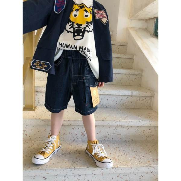 Детски къси панталони с джобове и емблема-за момчета