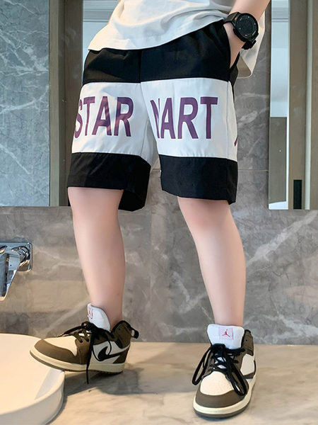 Детски къси панталони с надпис и дълбоки джобове за момчета 