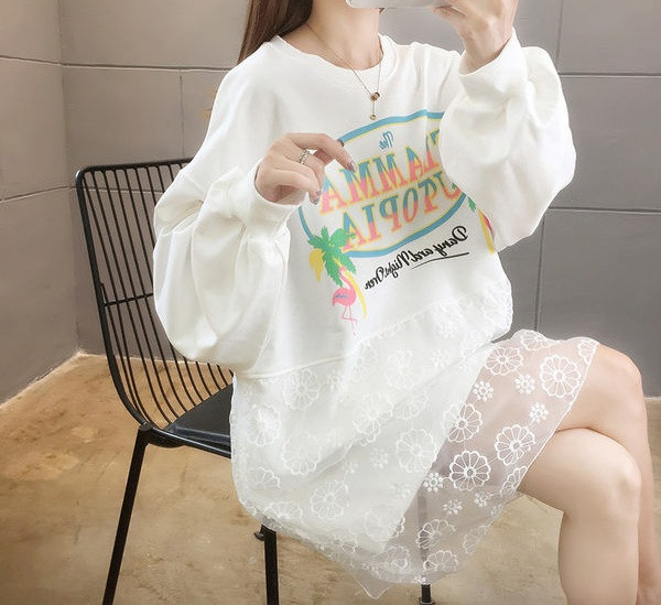 Стилна дамска рокля с дантела и дълъг ръкав за бременни жени