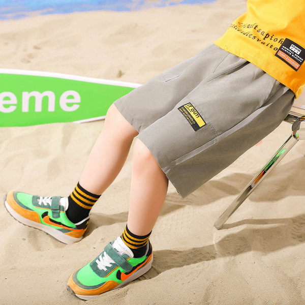 Ежедневни детски шорти за момчета с емблема и джобове