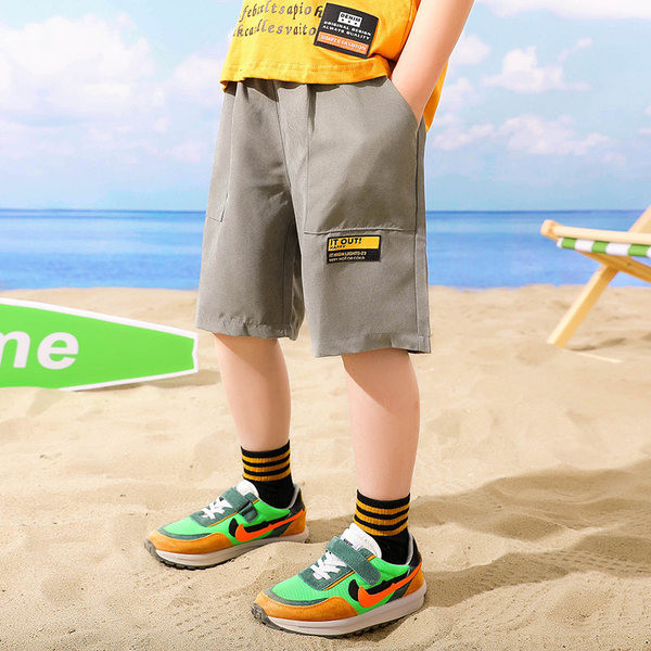 Ежедневни детски шорти за момчета с емблема и джобове