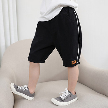 Детски къси панталони с кант в бял и черен цвят 