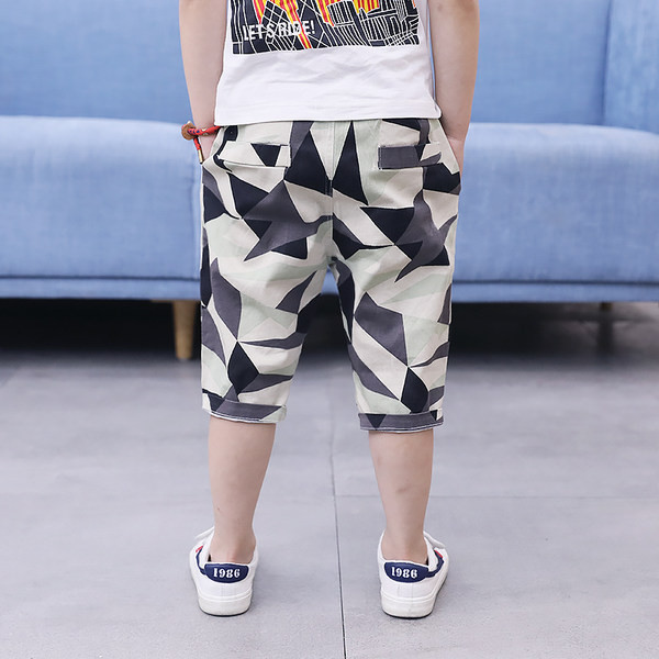 Летни 3/4 панталони с шарен десен и връзки на талията