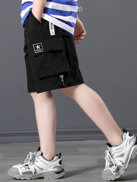 Детски къс панталон с емблема звезда и надпис 