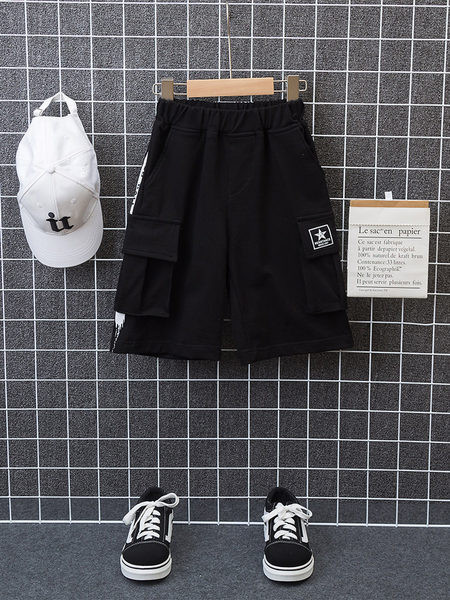 Детски къс панталон с емблема звезда и надпис 