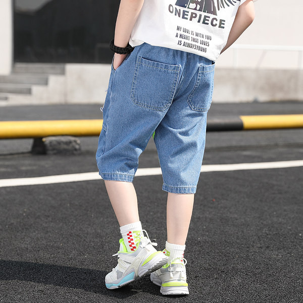 Moodsad suvised embleemiga teksad