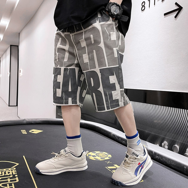 Lastele kirjade ja taskutega püksid - poistele