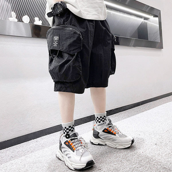 Къси детски панталони с джобове - широк модел 