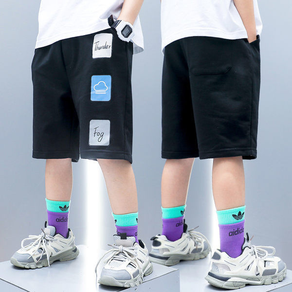 Детски къси панталони с апликация в три цвята 