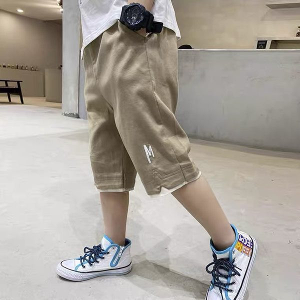 Széles nyári nadrág hímzéssel