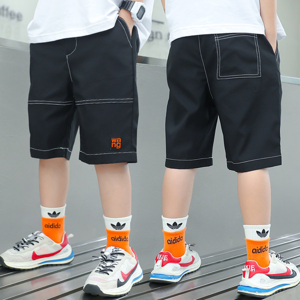 Детски летни шорти с джобове и надпис 