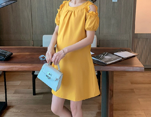 Дамска модерна рокля с голо рамо за бременни жени