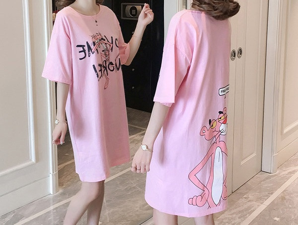 Női ruha egyenes modell felirattal terhes nők számára