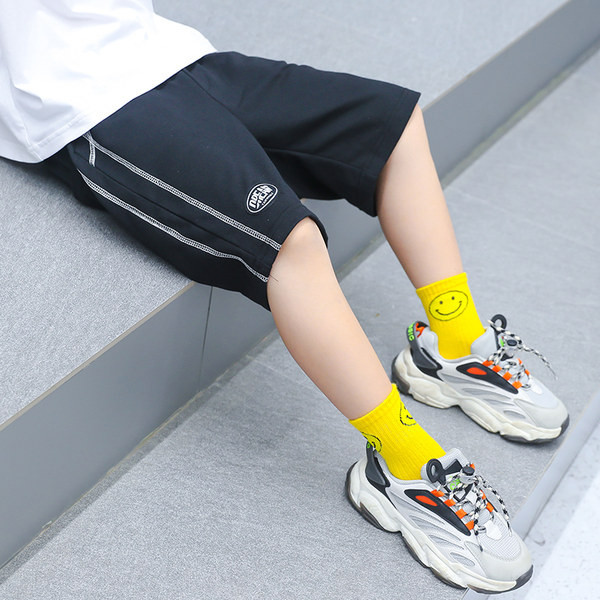 Gyerek nyári rövidnadrág 3/4 hosszúságú felirattal