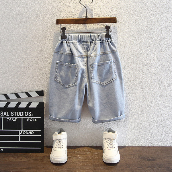 Дънкови детски панталони с цветна апликация и ластик