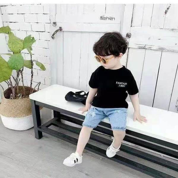 Rebenenud efektiga suvised teksad