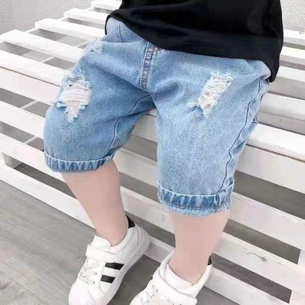 Rebenenud efektiga suvised teksad