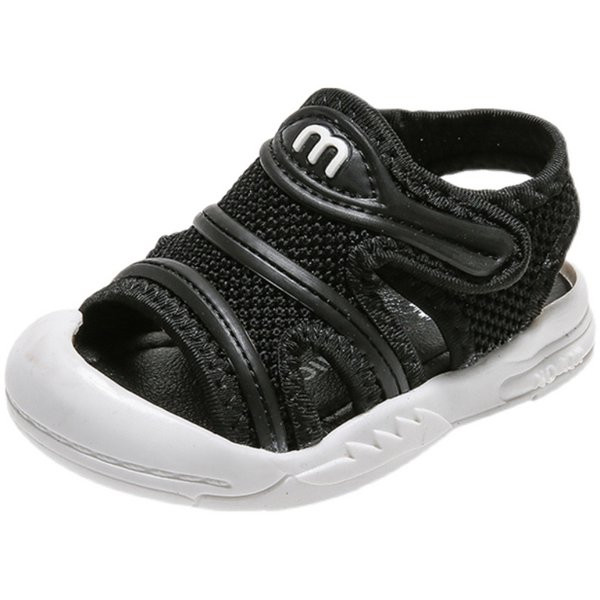 Lapiku ja lameda tallaga beebisandaalid