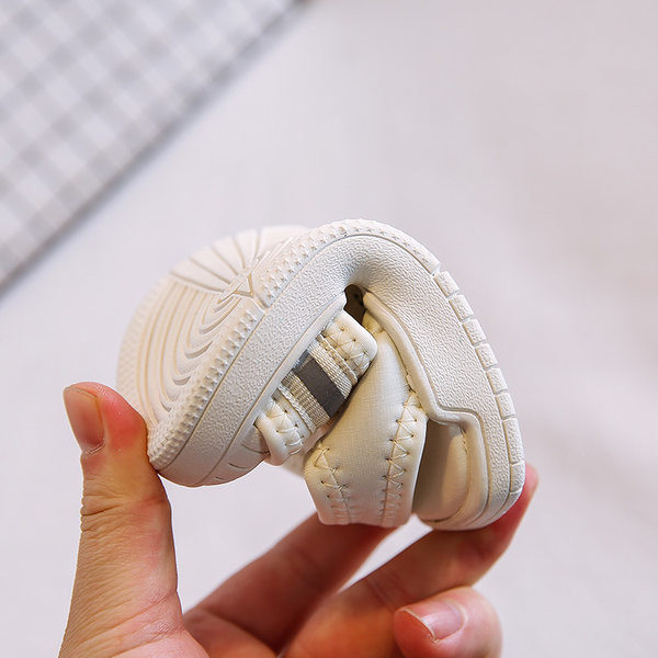 Летни бебешки сандали с велкро лепенки