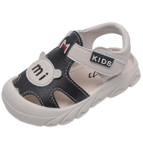 Бебешки сандали с велкро лепенка и 3D елемент