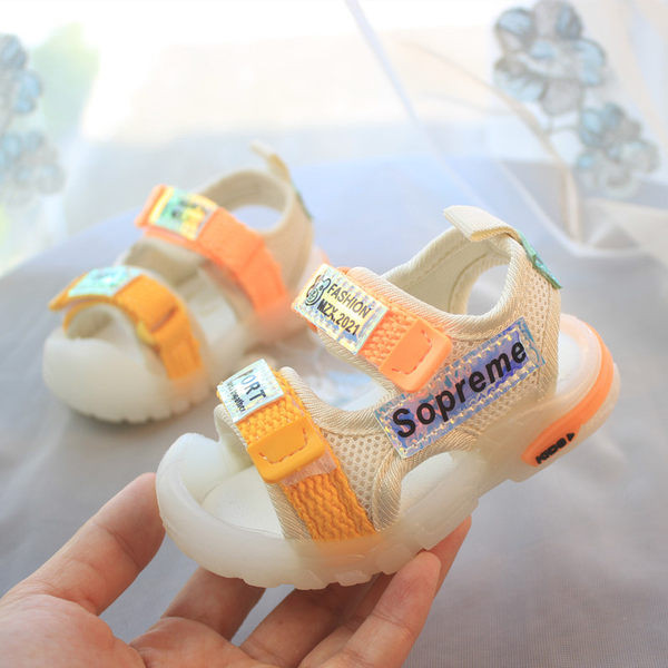 Бебешки мрежести сандали с велкро лепенки