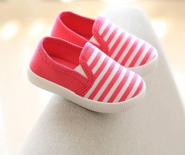 Бебешки текстилни кецове с ластик