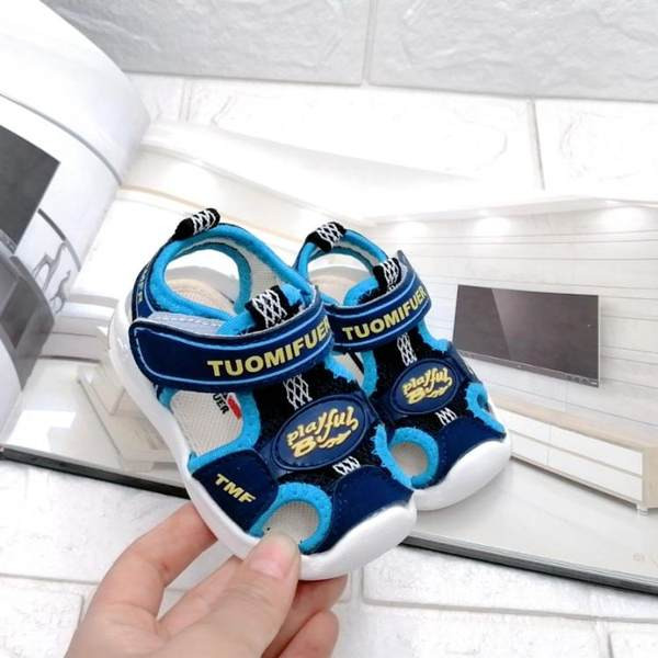 Võrkkangast suvised beebisandaalid