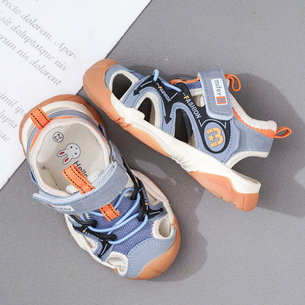 Детски сандали с лепенки и връзки в няколко цвята 