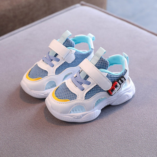 Novi model sandala za bebe