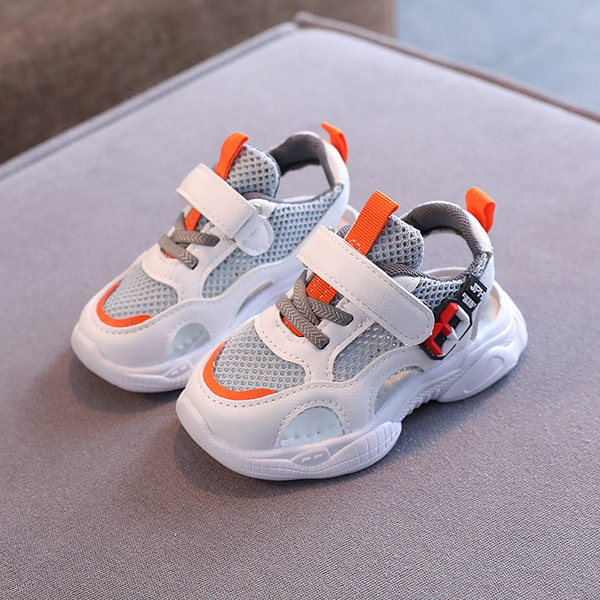 Novi model sandala za bebe