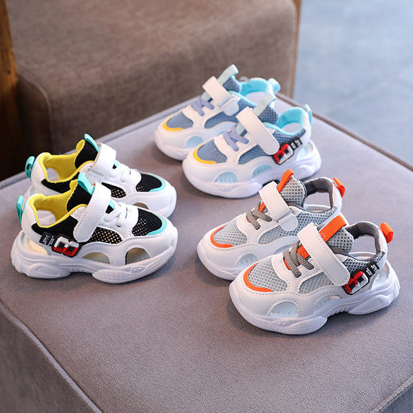 Novi model sandala za bebe