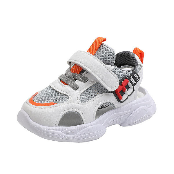 Novi model sandala za bebe