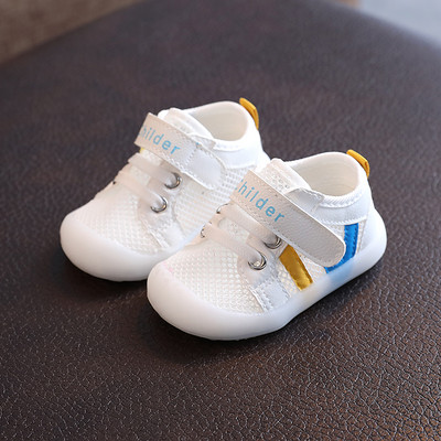 Takjapaelte ja paeltega beebikingad - valged