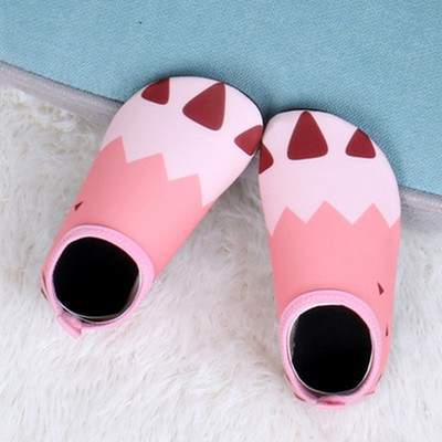 Бебешки сандали с 3D апликация и велкро закопчаване 