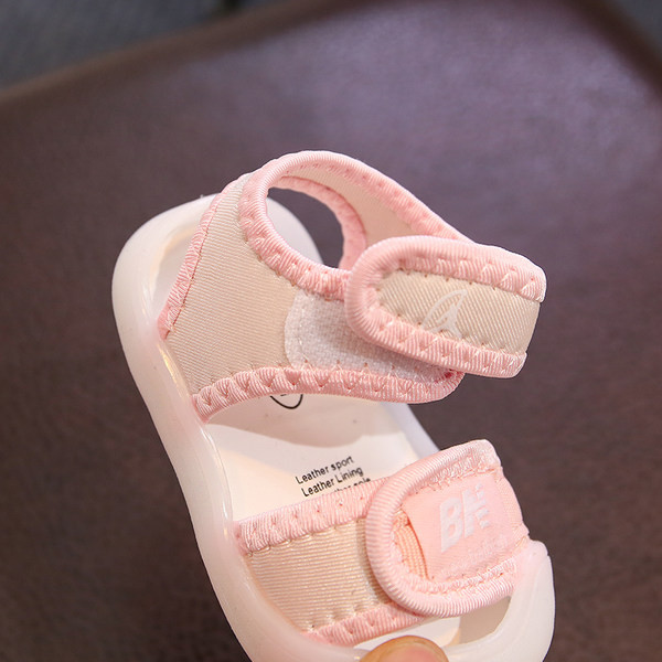 Takjakinnitusega beebisandaalid tüdrukutele ja poistele