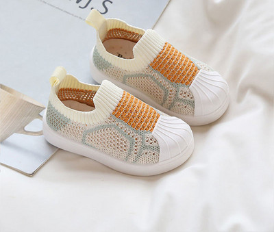 Бебешки обувки от текстил-няколко модела
