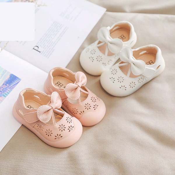 Beebi kinnised paelaga ökonahast sandaalid