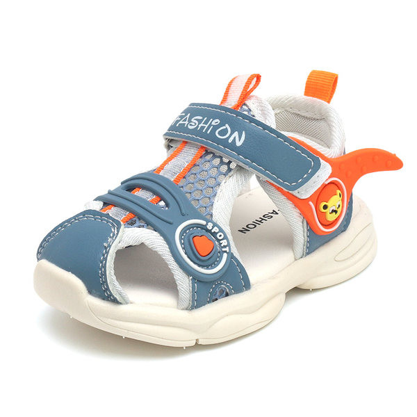 Кожени бебешки сандали с лепенки и мека подметка