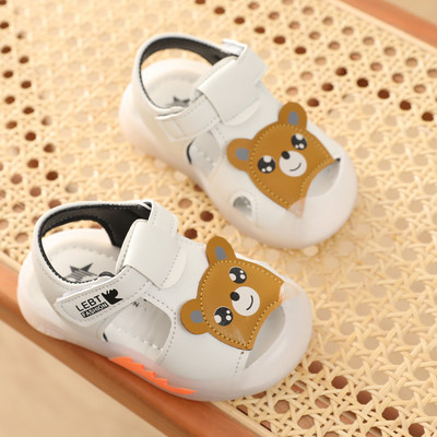 Aplikatsiooniga ökonahast beebisandaalid