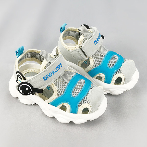 Suvesandaalid öko seemisnahast tüüpi tossudest