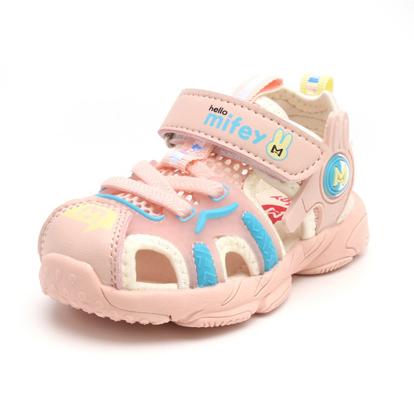 Летни бебешки сандали с лепенки и връзки