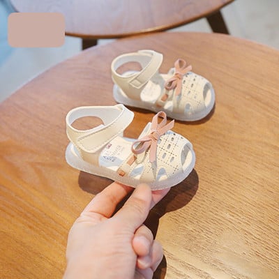 Бебешки  светещи сандали с велкро закопчаване за момичета 
